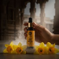 shesha ayurveda nargis deodorant body mist renji anooj holding (2)