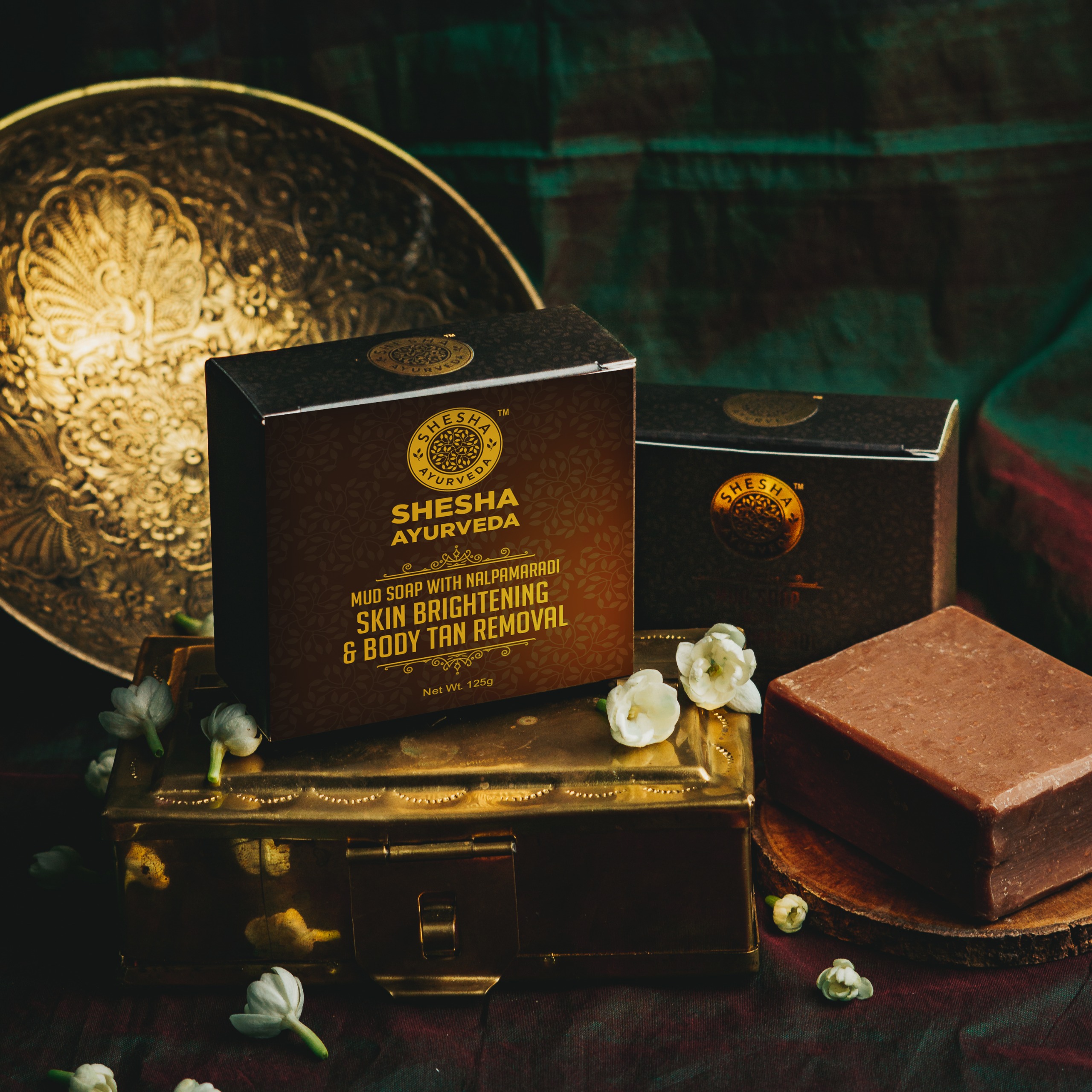 Mud with Nalpamaradi Soap